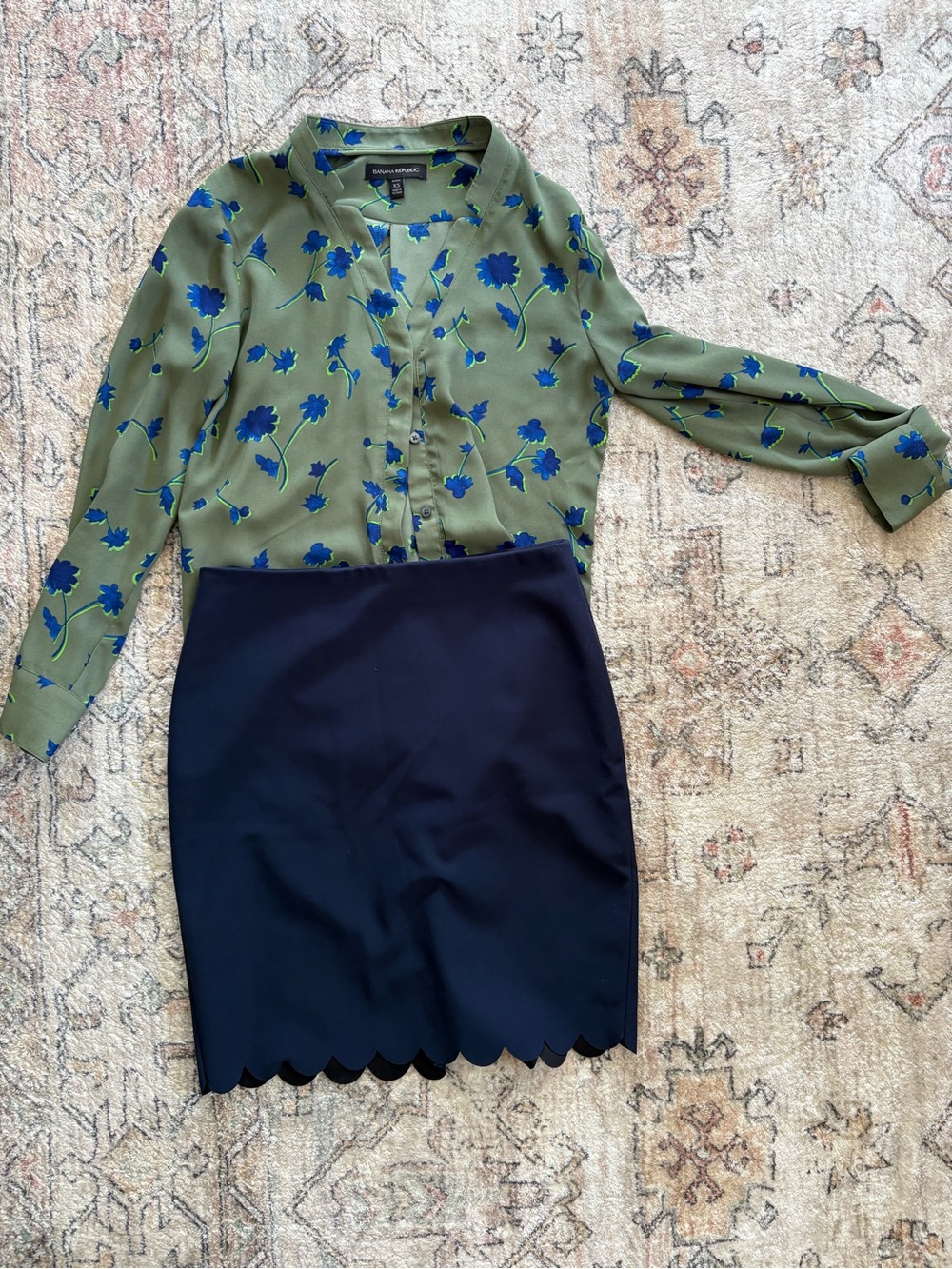 Banana Republic Navy Scalloped Hem Pencil Skirt and Blouse set